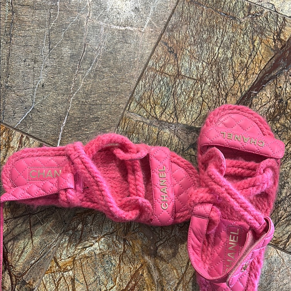 CHANEL Fuchsia Quilted Rope Sandals